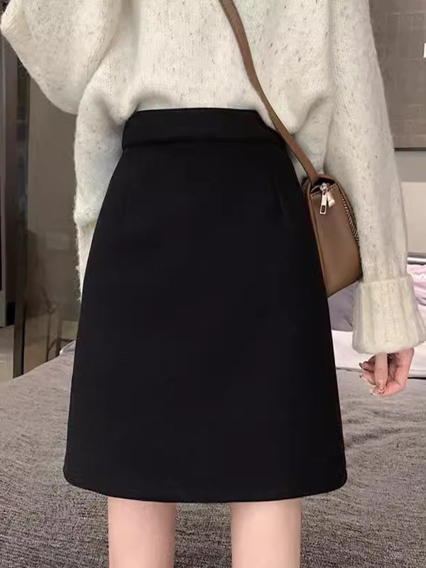 黑色毛呢半身裙女秋冬2025新款高腰a字大码显瘦短裙小个子包臀裙