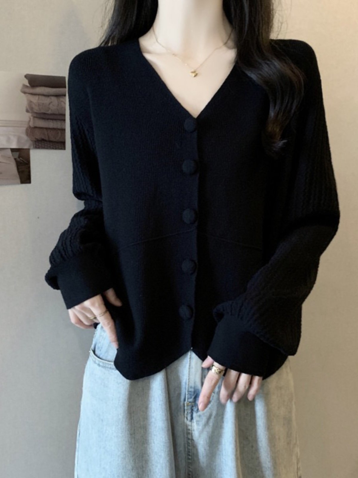 黑色v领针织开衫女长袖春秋2025新款宽松大码胖mm显瘦打底衫上衣