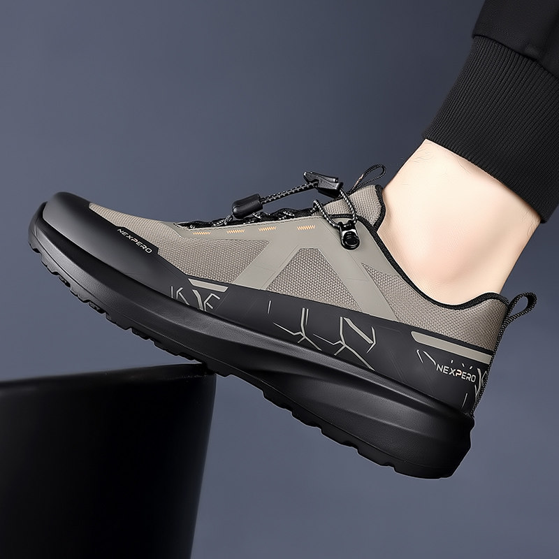 男鞋2026新款今年流行爆款运动鞋春季款百搭轻便潮流透气休闲鞋子