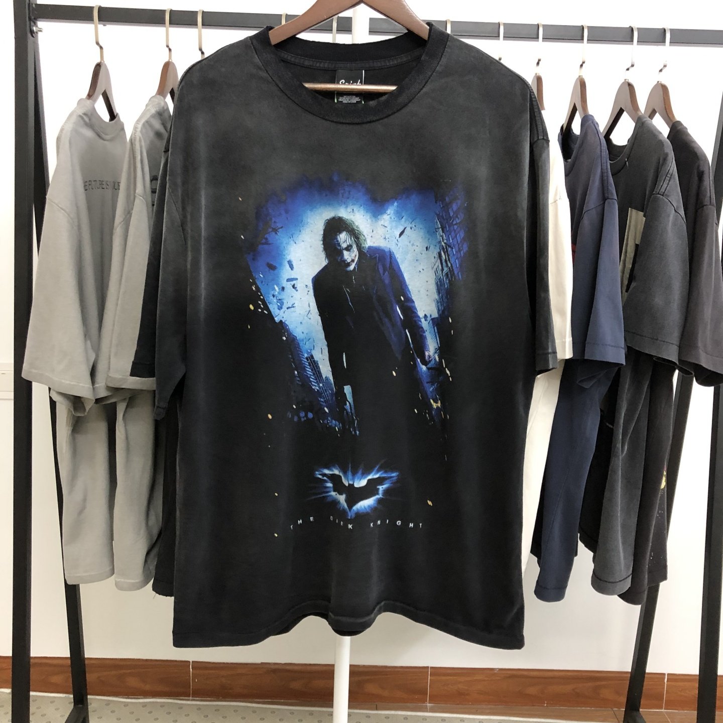 Saint Michael 25S“黑暗骑士“蝙蝠侠联名美式洗水短袖T恤男女潮