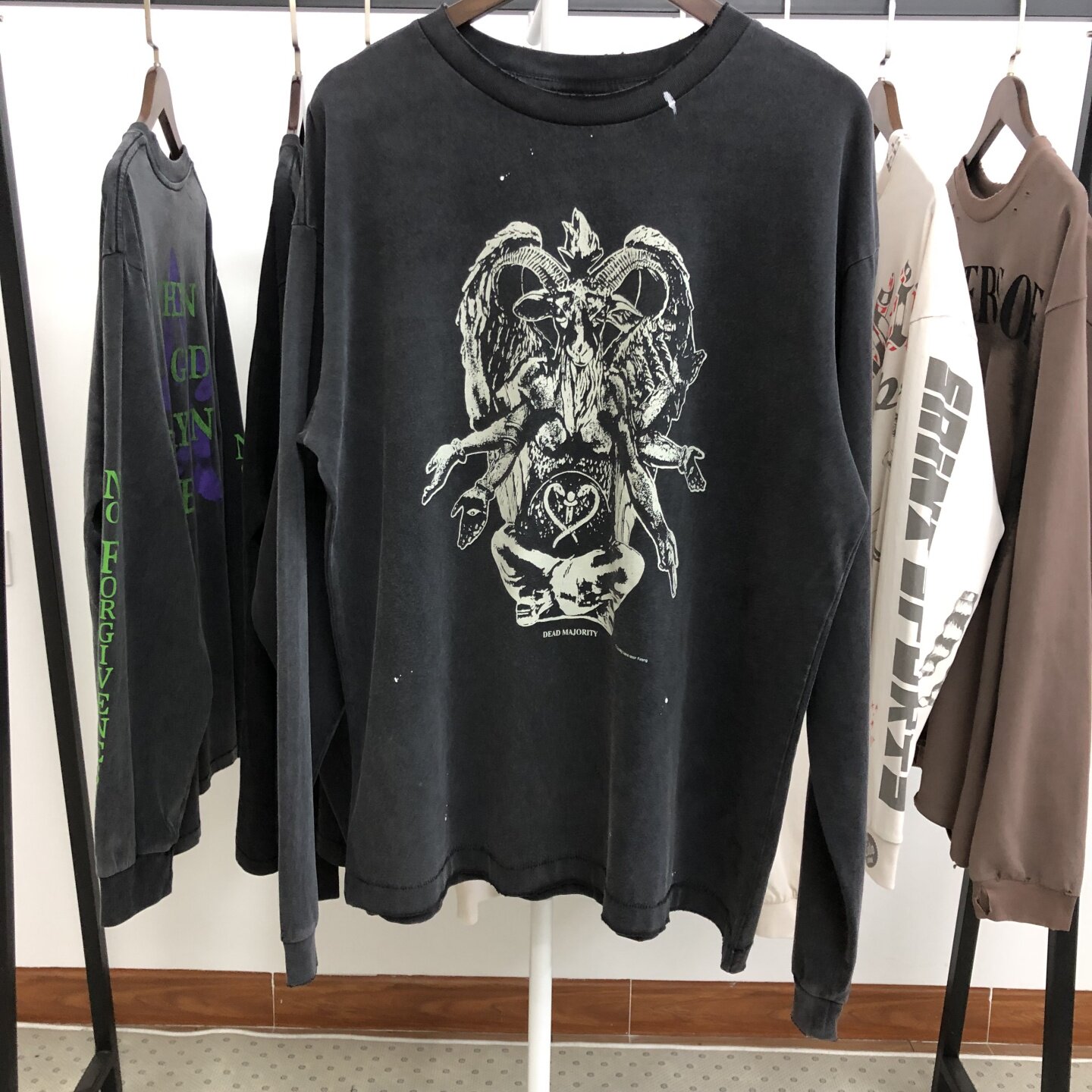 SAINT Michael FW25 HEAVY WEIGHT LS胸前印花图案破旧长袖T恤潮