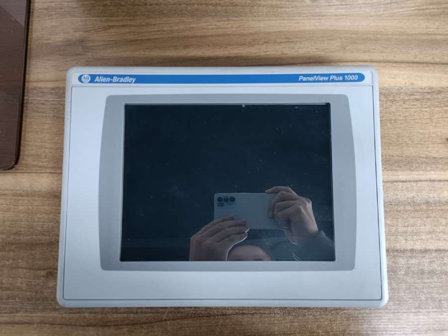 （议价）AB触摸屏2711P-T10C4D8