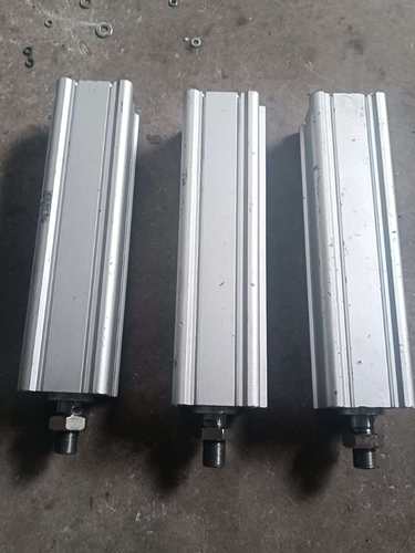 （议价）SMCCDQ2A5D-200DCM7功能非常好就是有明显