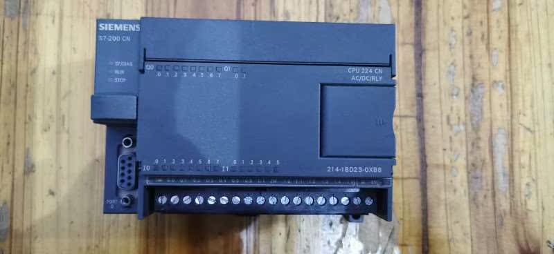西门子S7-200214-1BD23-0XB8实图拍摄