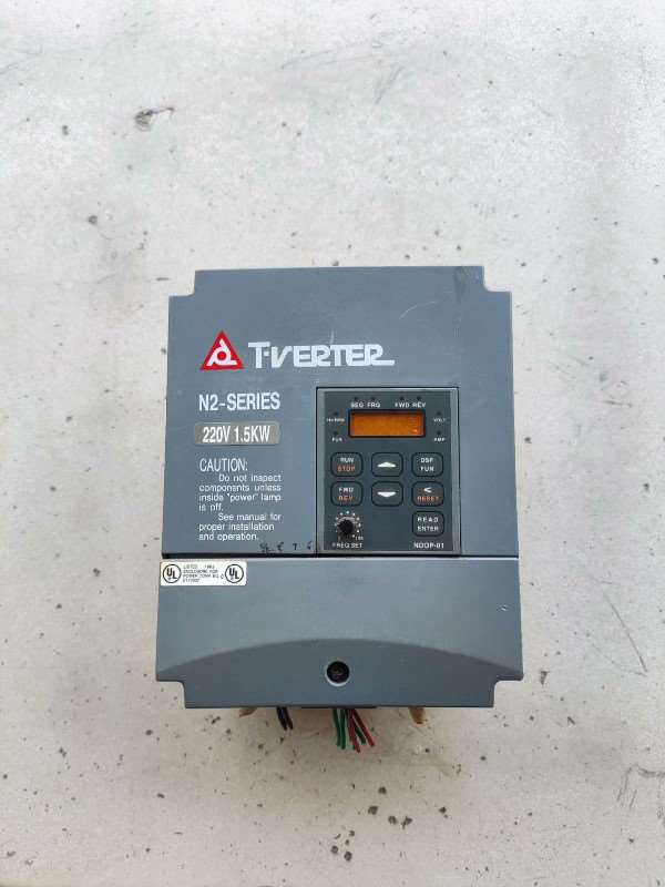 台安N2变频器1.5KWN2-202-M拆机包好成色实拍