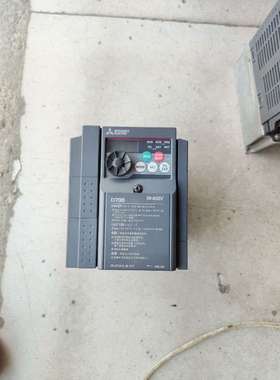 三菱变频器D7402.2kw380v拆机包好成色实拍