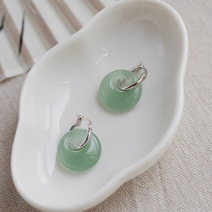 JUNJUN薄荷曼波百搭显白新中式国风耳环绿东陵平安扣s925纯银耳圈