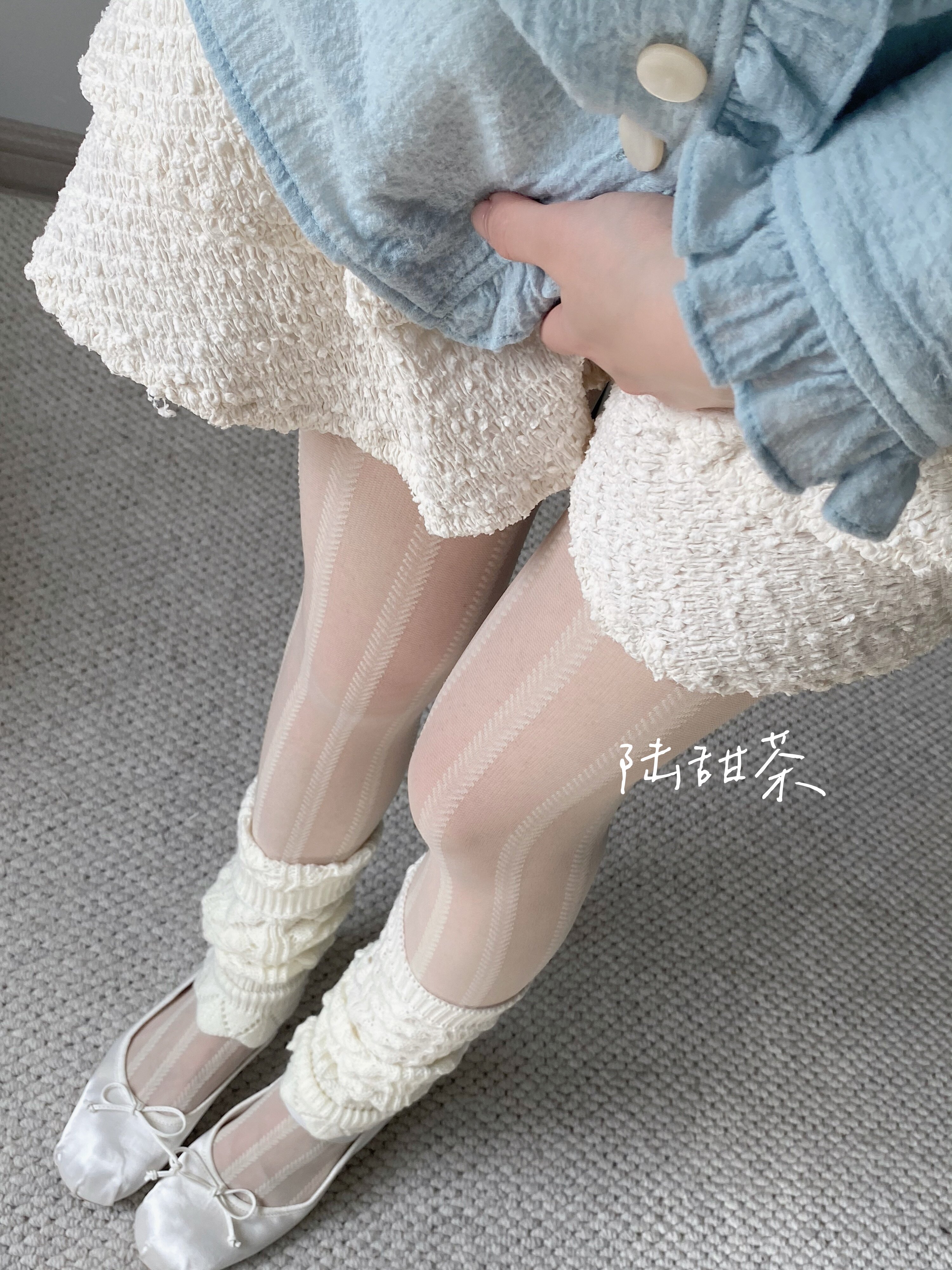 陆甜茶梦玲白色丝袜纯欲打底连裤袜薄款复古蕾丝竖条纹lolita袜子