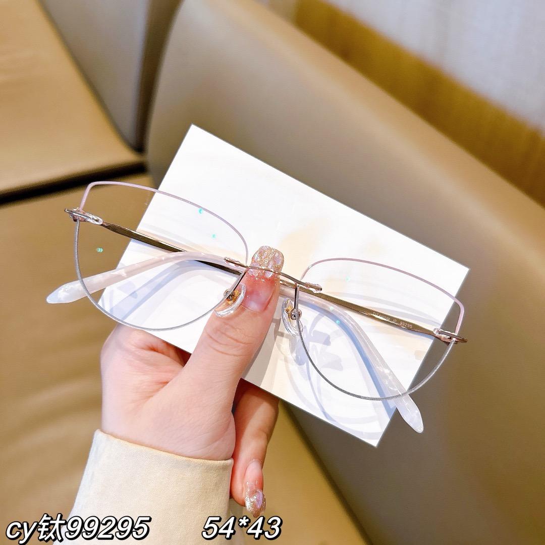 猫眼近视眼镜女显瘦防蓝光素颜镜