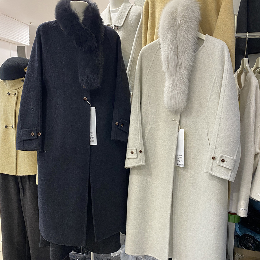 狐狸毛领长款可拆卸羊绒大衣