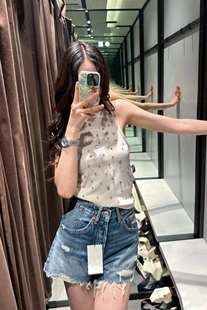 2024新品夏季 ZA女装辣妹风水洗破洞饰毛边高腰牛仔短裤 2569073