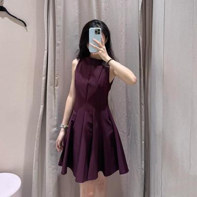 气质收腰宽摆无袖修身短连衣裙