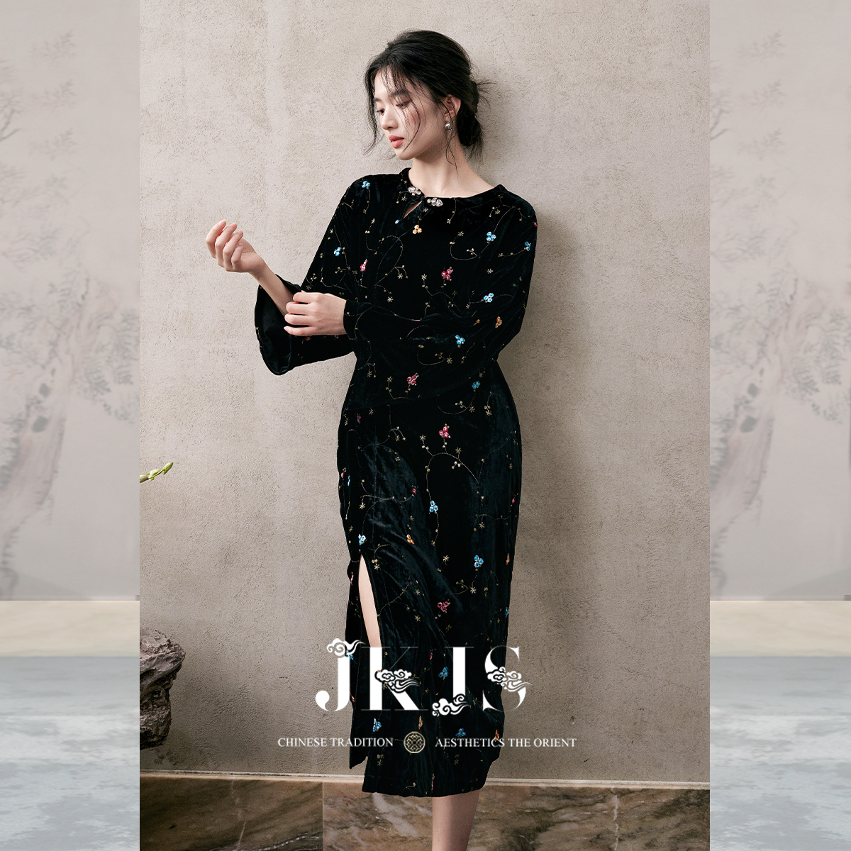 JKJS锦绒绣花秋冬连衣裙旗袍