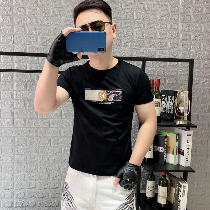 短袖潮青年时尚T恤个性百搭