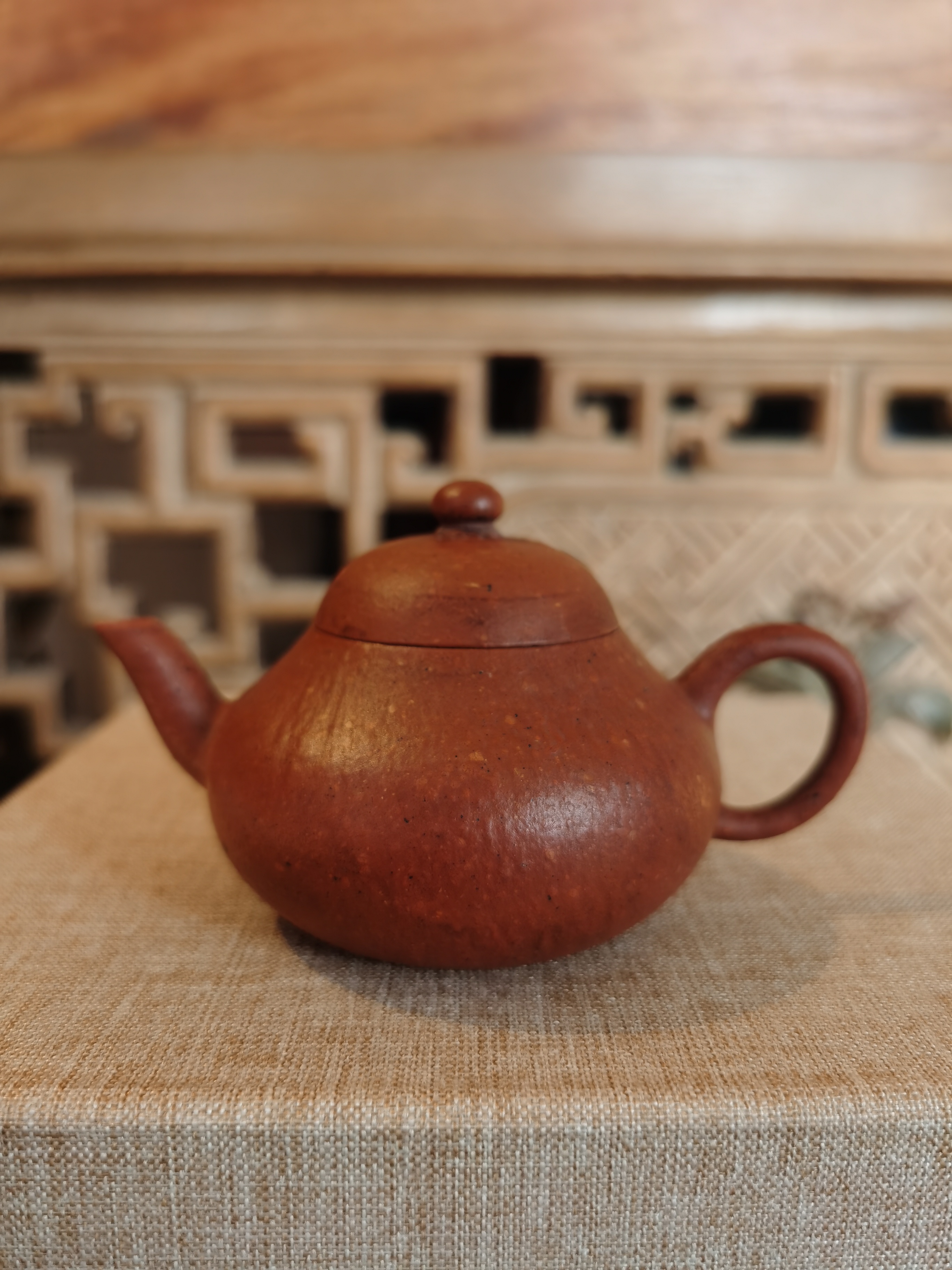 宜兴原矿早期老朱泥小品紫砂壶，110cc