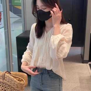 法式 女洋气别致刺绣上衣秋 复古宫廷风轻奢高级感气质V领蕾丝衬衫