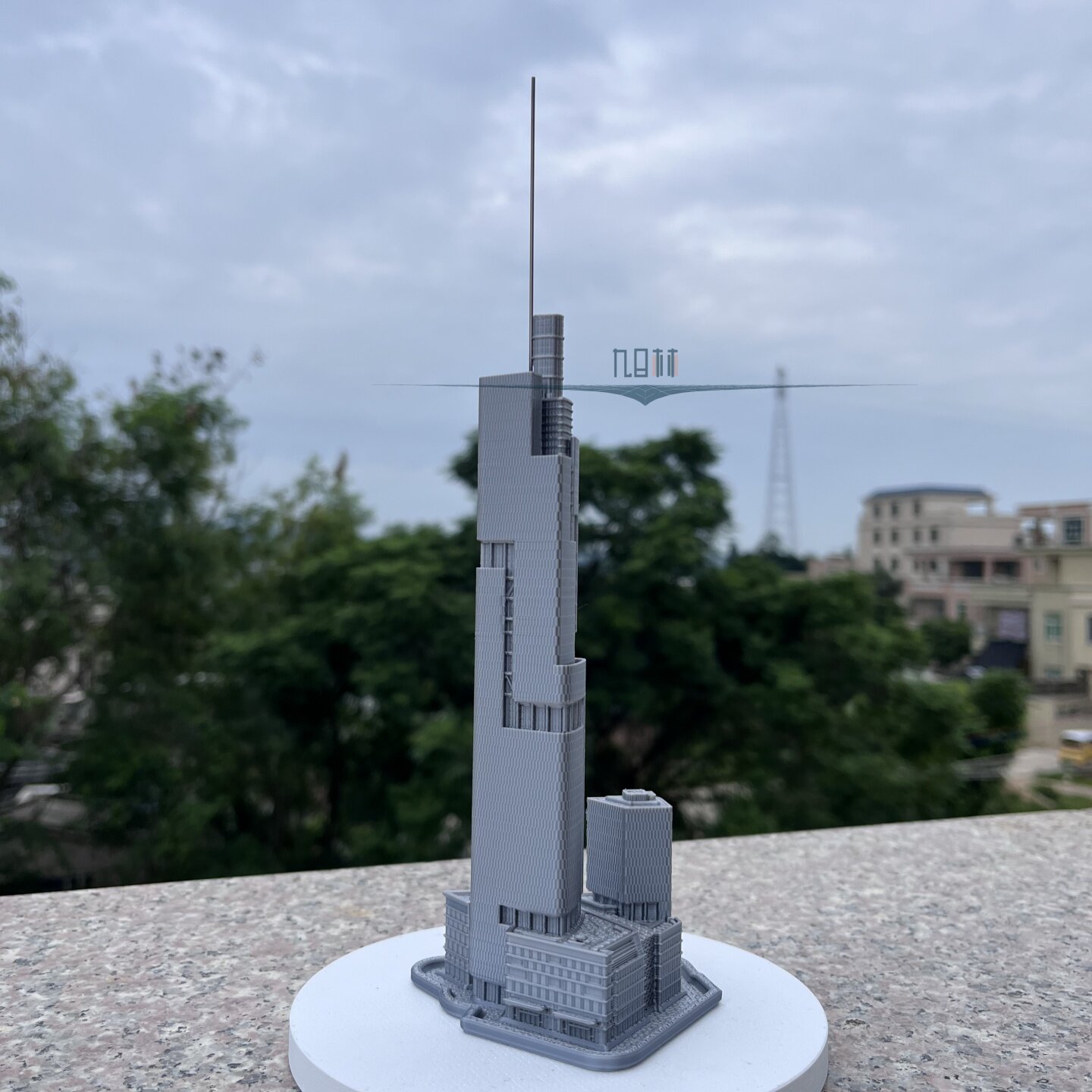 南京紫峰大厦模型南京地标建筑摆装饰摆件