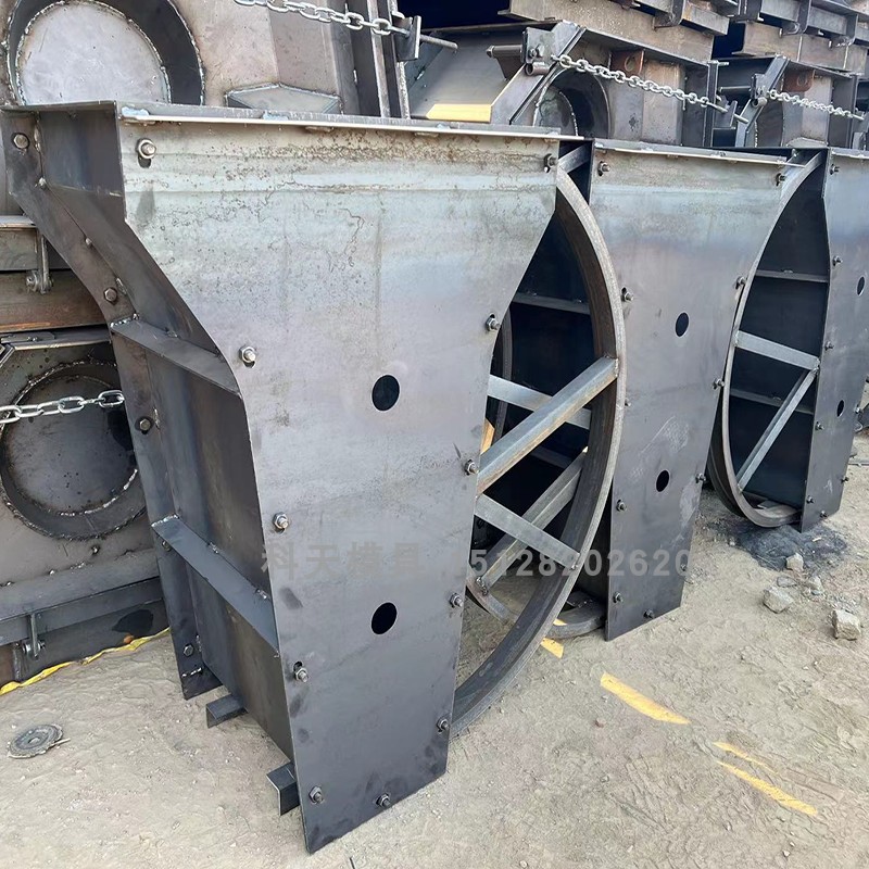 中防撞警示隔离公路央带模具模具水泥墩混凝土墩预制墩钢分隔模板