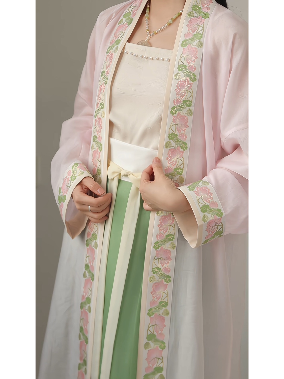 唐帛衣妆雾里菡萏天丝暗纹宋褙子荷花妆花日常 汉服女款夏季现货