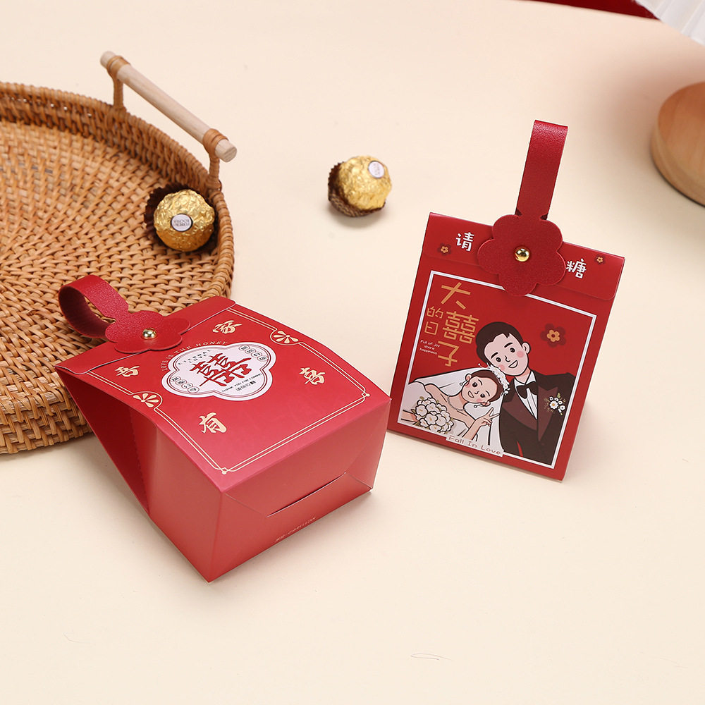 跨境新款中式婚礼红色喜糖盒结婚糖果伴手礼品手提袋家有喜事现货