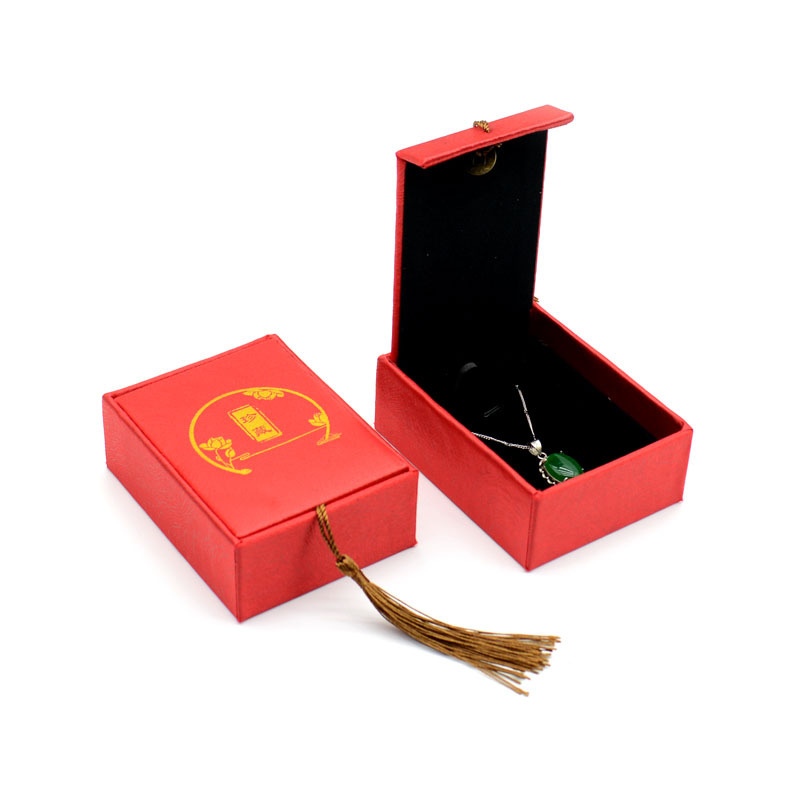 复古流苏麻布翡翠珠宝首