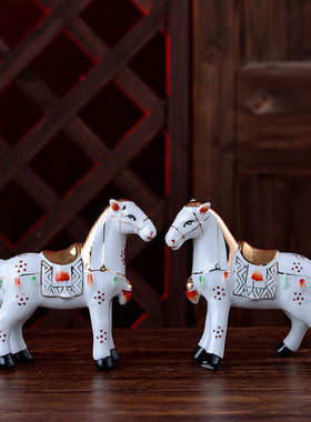 陶瓷白马红马摆件红釉马十二12生肖风水瓷器家居摆设工艺品