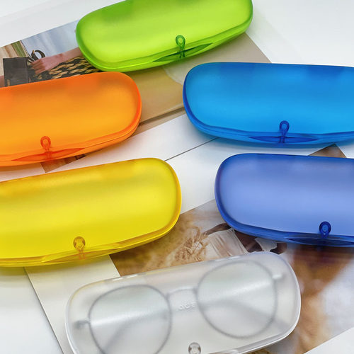 糖果色磁吸扣塑料近视眼镜盒