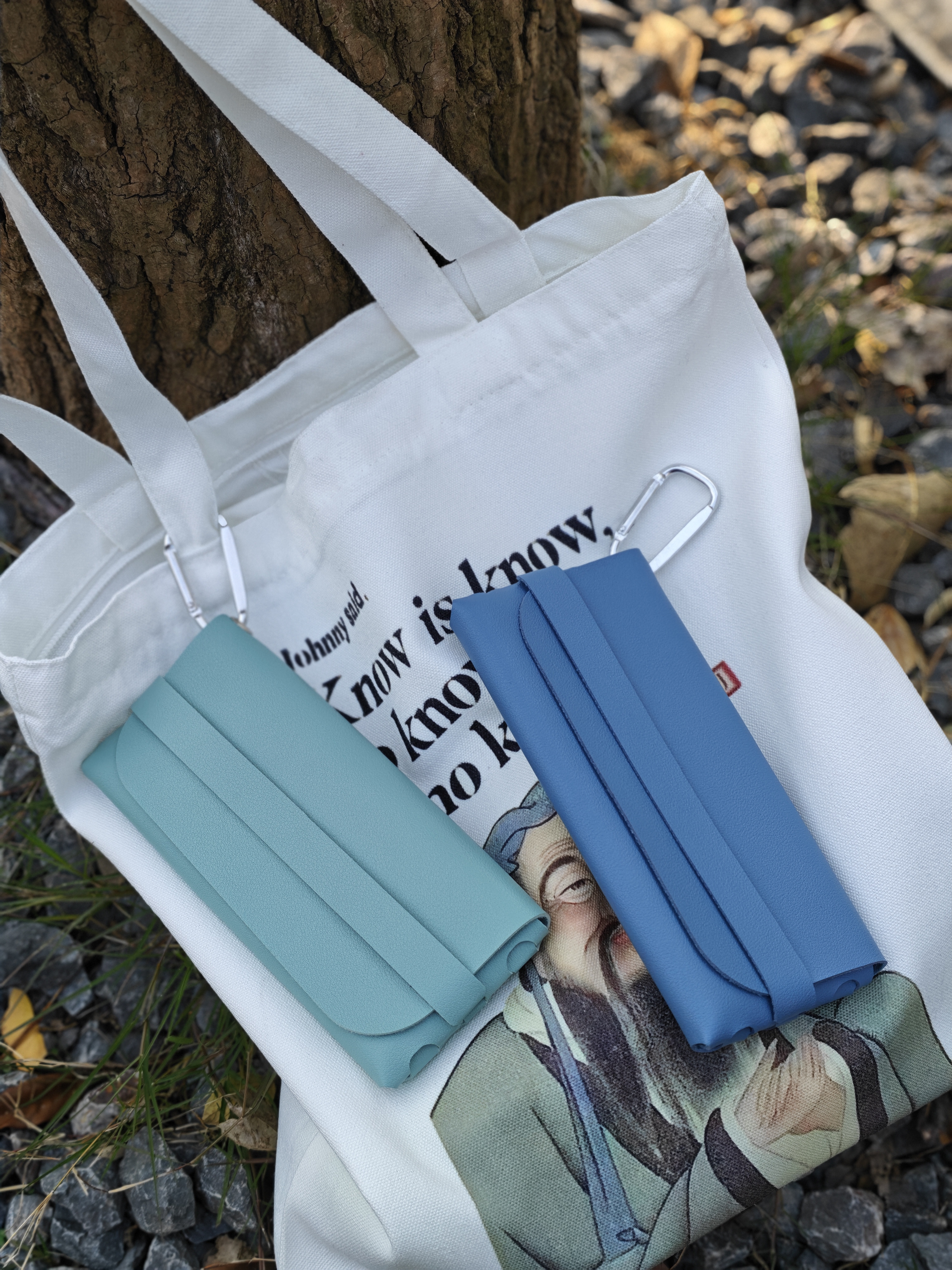 超轻莫兰迪色软眼镜包墨镜袋雾霾蓝高级感挂钩挂包可挂式眼镜袋子