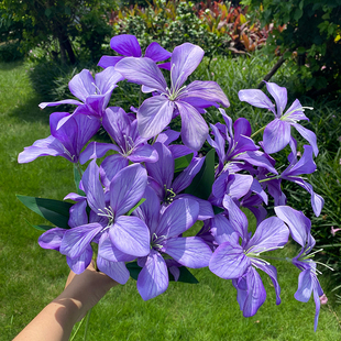 单枝嘉兰火焰百合仿真花材婚庆布置假花婚礼舞台背景路引装饰插花