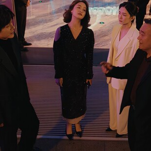 欧洲夜色正浓蓝盈莹梁丹宁同款长袖连衣裙v领亮片裙子女衣服潮