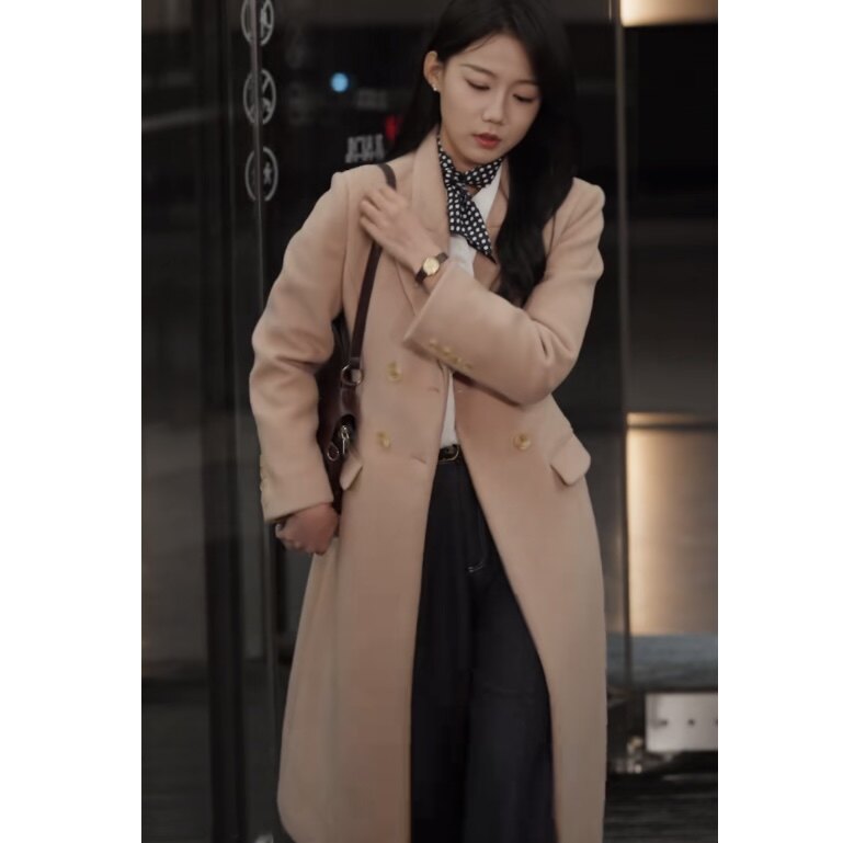 朝阳似我梁雯晶阮朝阳同款大衣