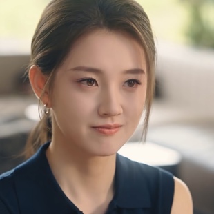 欧洲短剧在八月盛夏郭宇欣姜南衫同款耳环女轻奢高级感气质耳饰