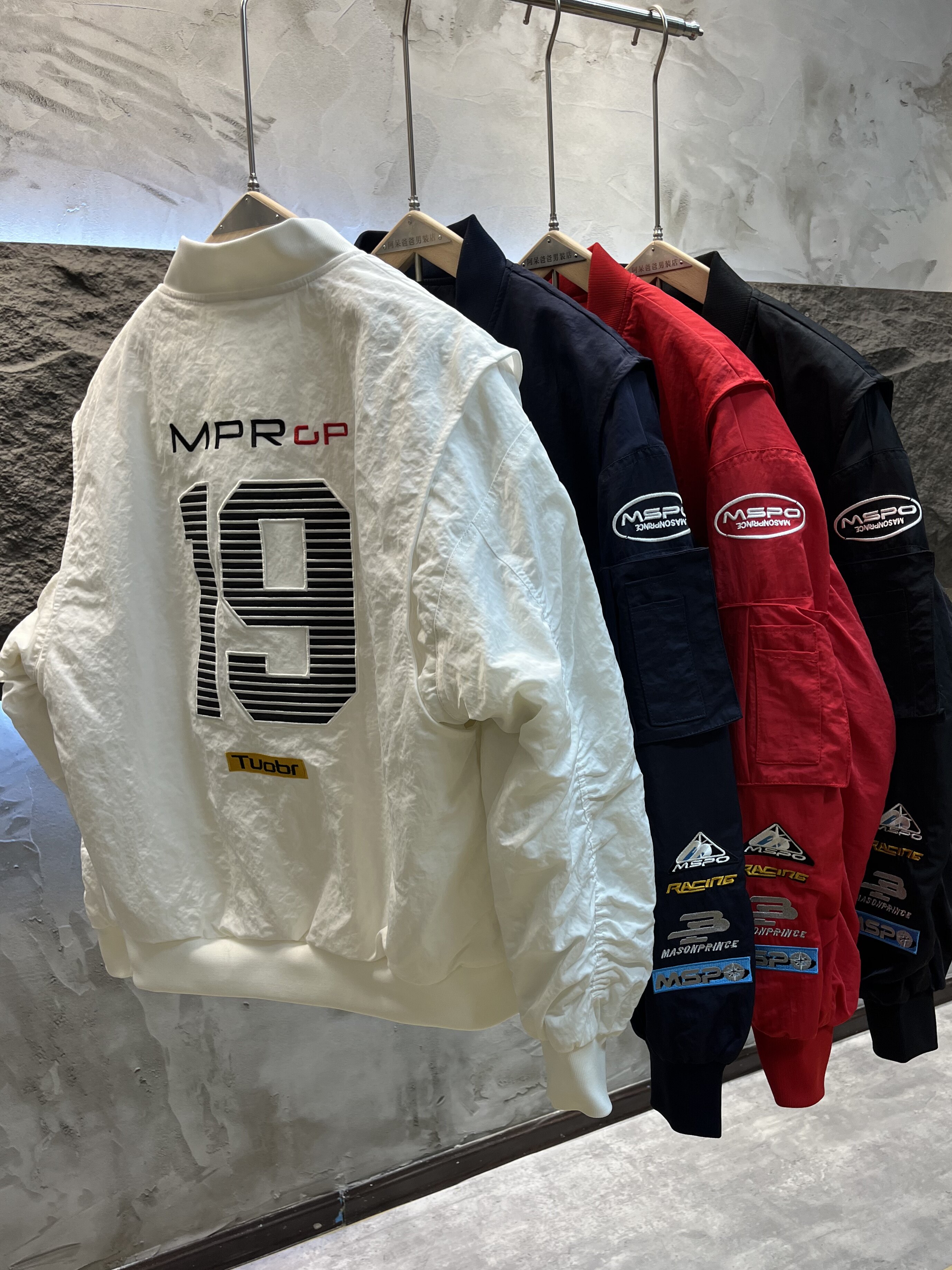 潮牌赛车服男冬季夹棉加厚棒球服美式复古刺绣宽松飞行员棉服外套