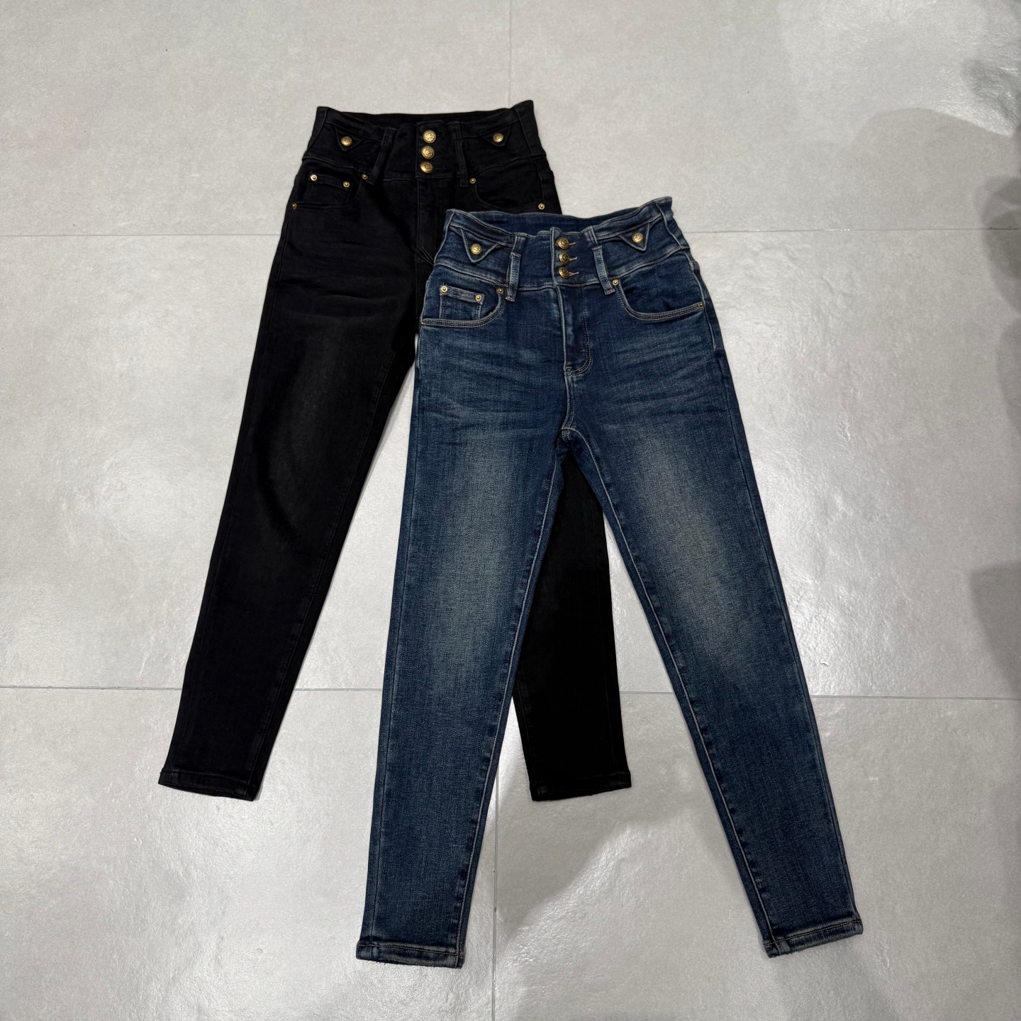 WEISU唯速2025秋冬新款后双兜高腰弹力显瘦加绒小脚牛仔裤女52778