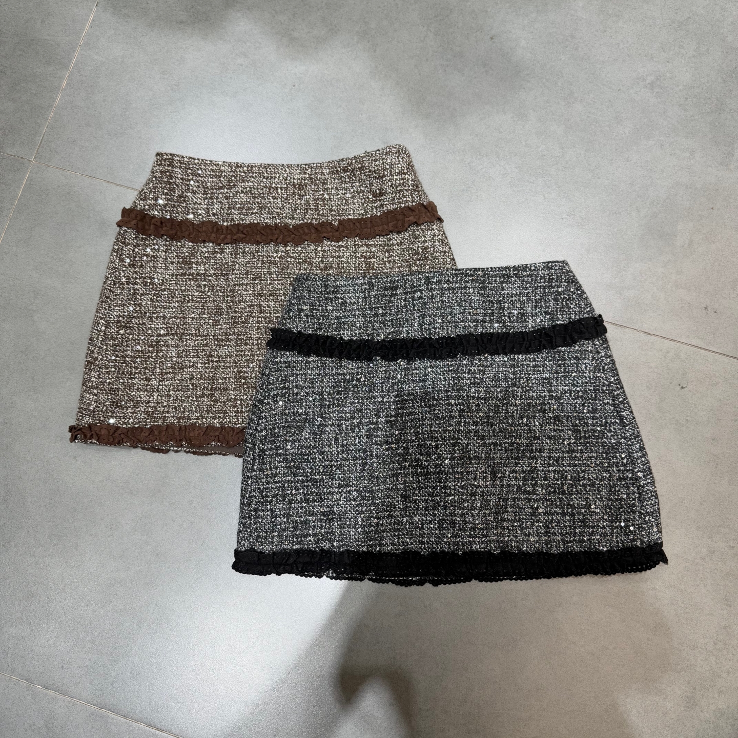 欧洲站2025冬季新款高腰显瘦撞色花边A字亮片短裙气质半身裙6367