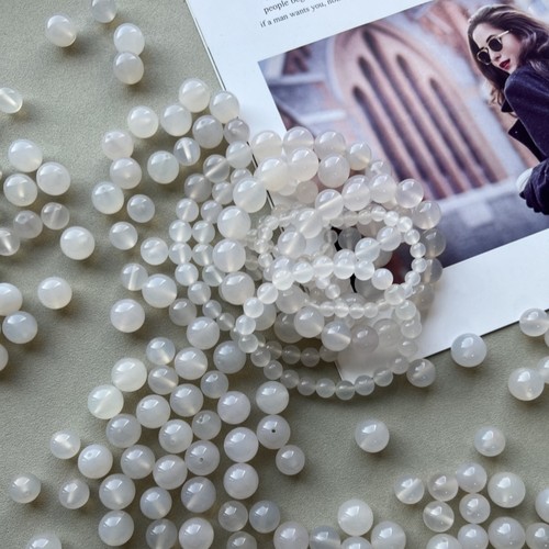 原矿云南保山南红玛瑙荔枝冻隔珠