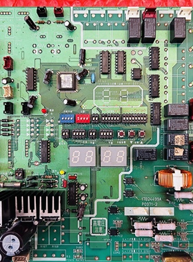 海信日立中央空调外机板主板控制板 P0971-2 17B24499A