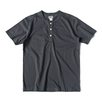 Темно -серое пятно