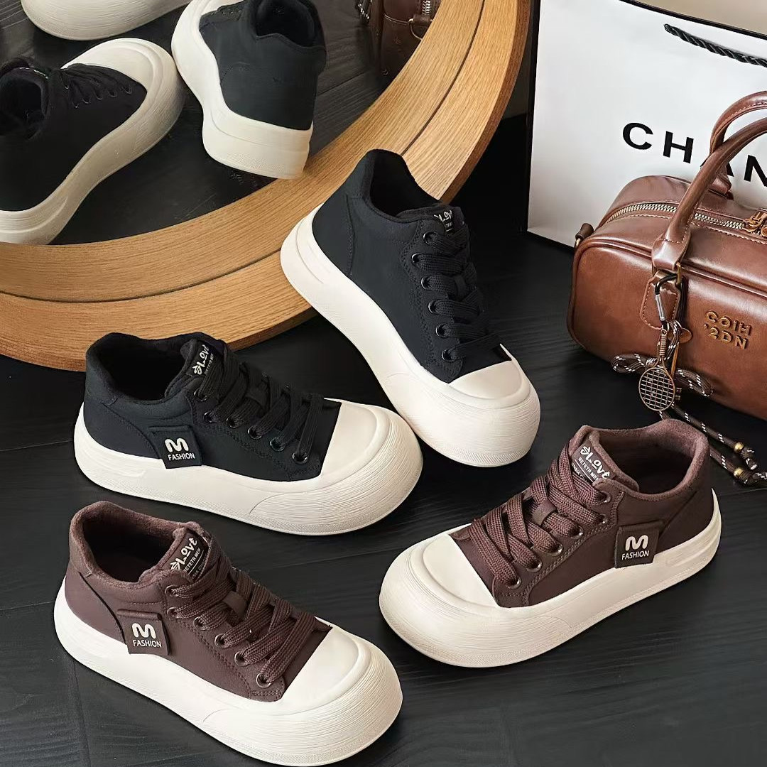 时尚娃娃头休闲鞋女冬款轻便学院