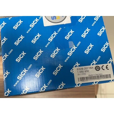 1050932 S32B-2011BA 西克 安全激光扫描仪拍前议价
