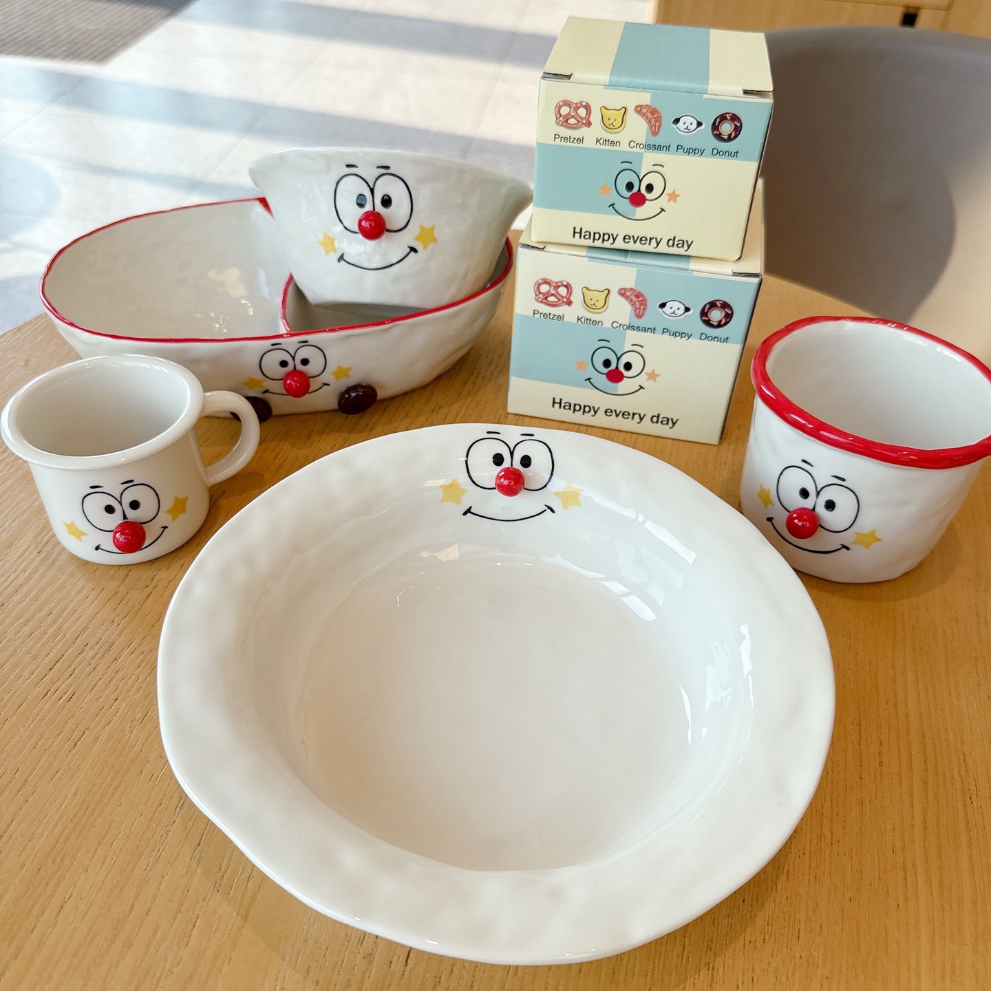 釉下彩可爱红鼻子陶瓷餐具高颜值家用餐盘米饭碗分格盘咖啡杯礼物,餐饮具,盘,淘宝优惠券,粉丝福利购,淘宝优惠卷