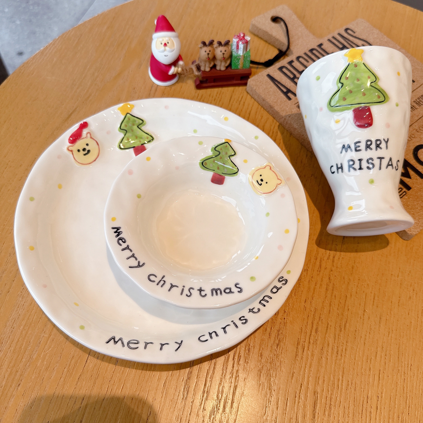 手绘釉下彩圣诞树小熊陶瓷餐具