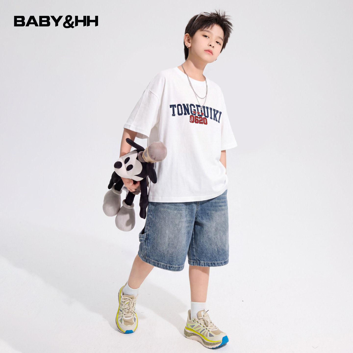 男童夏季韩范宽松白短袖套装2026新款青少年儿童运动街舞冰感衣服