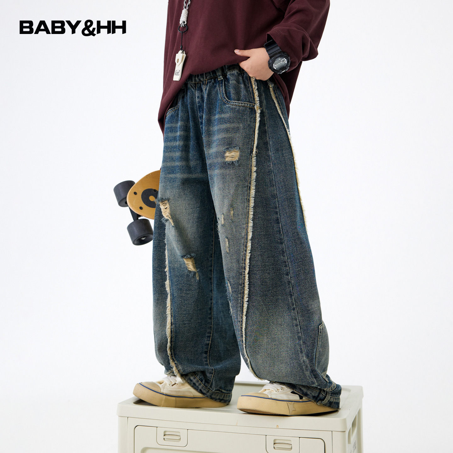 潮牌复古磨毛破洞阔腿宽松牛仔裤