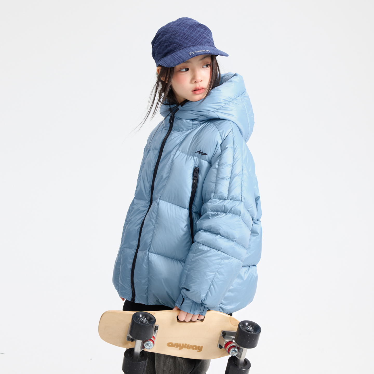 90白鸭绒洋气防水面包连帽羽绒服