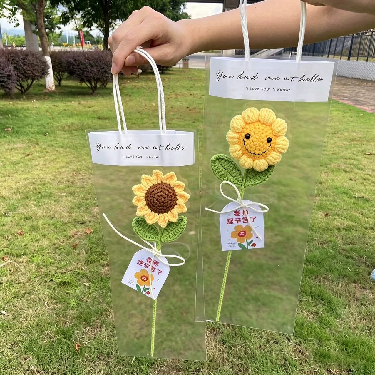 教师节礼物向日葵钩织花束 手工针织花毛线花手持向日葵花束礼品