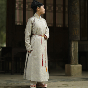 圆领袍仿宋锦秋冬日常男女同款 原创云白宋制窄袖 子后•乐记