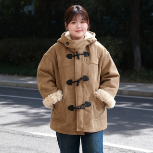 大码 胖mm羊羔毛牛角扣连帽外套女加绒加厚保暖宽松显瘦学院风棉衣
