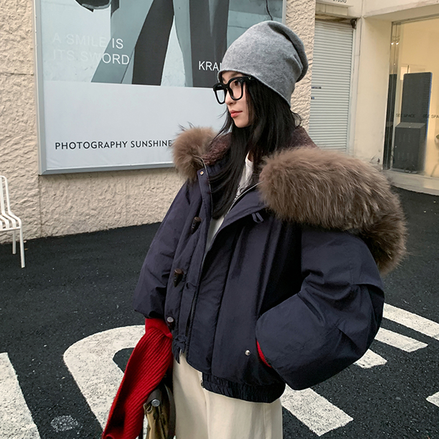 大码胖mm牛角扣大毛领连帽派克服