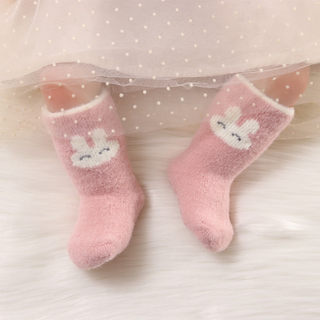 男女宝宝新款秋冬可爱加厚婴儿防滑点胶中筒地板袜新生儿保暖袜子